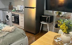 Dog Friendly New Humble Abode In Hotspot Location